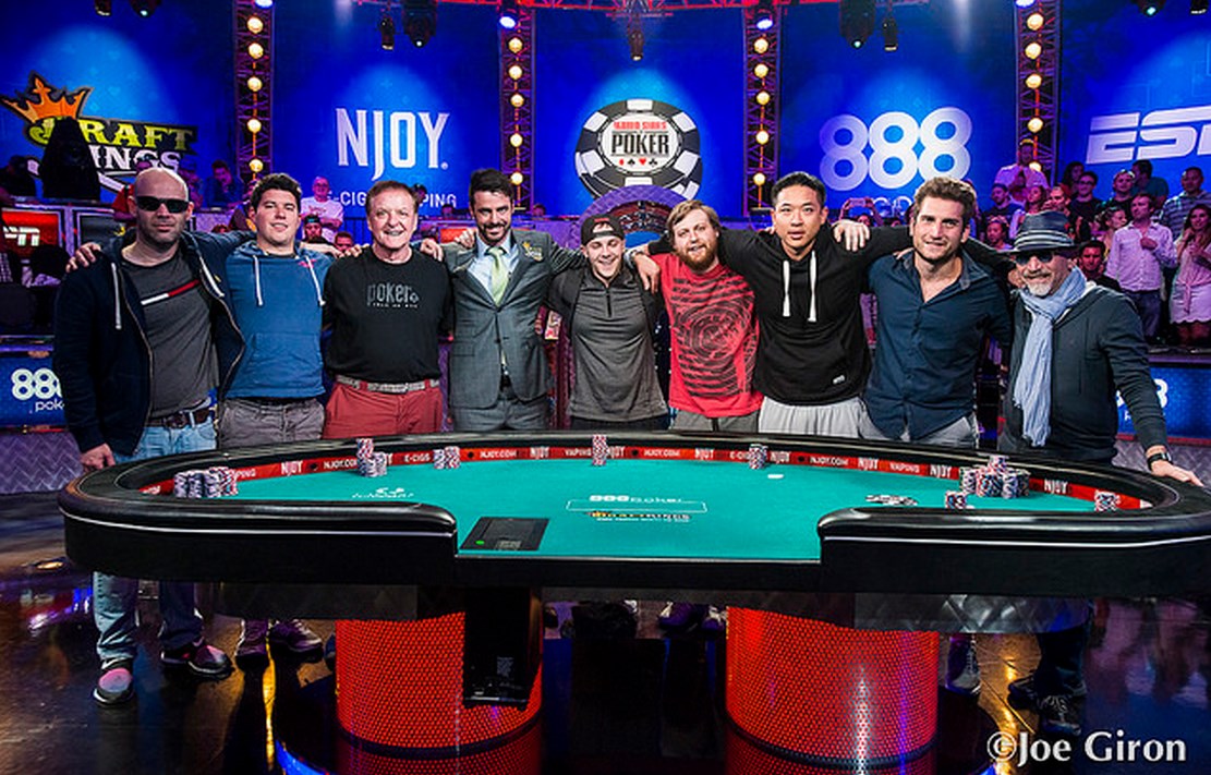 WSOP ME Final Table: Negreanu’s tragedy and a quick visit card
