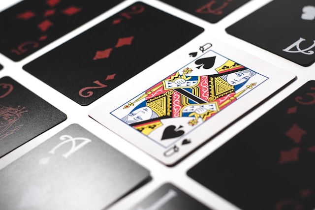 5 Real-Table Poker Variants UK Players Still Prefer in 2026