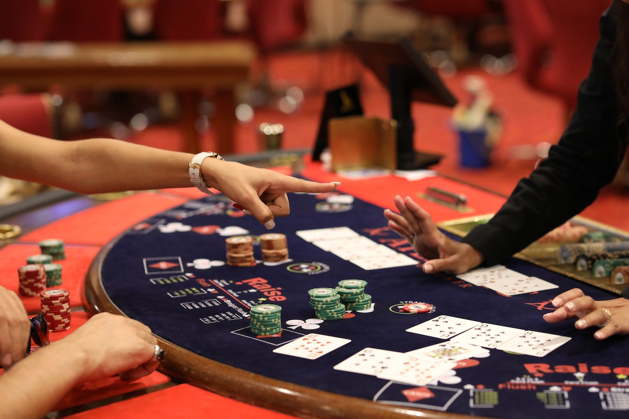The Digital Revolution: How Technology is Changing the Casino Poker Experience